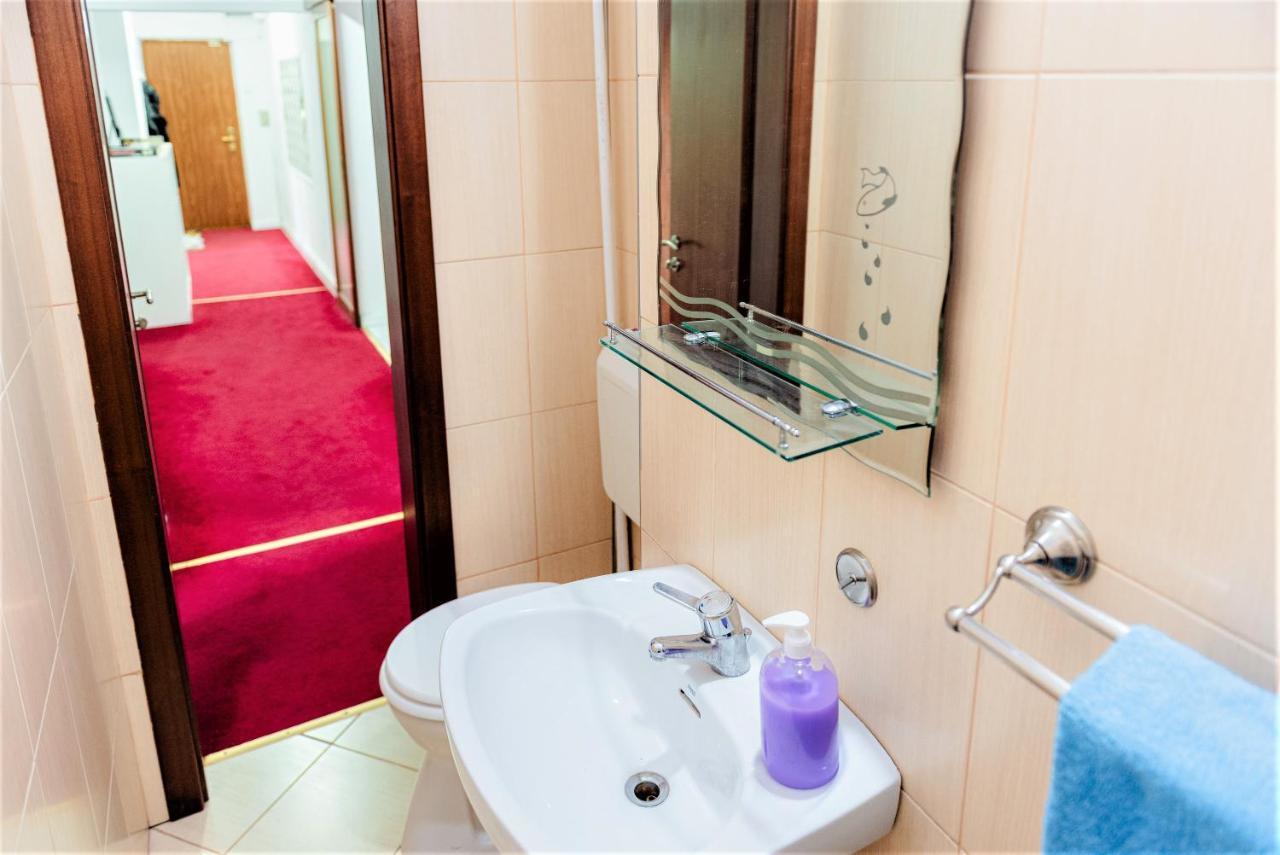 Parliament Marriott Unirii Square 5 Bedrooms Luxury Apartment Old Town Бухарест Екстер'єр фото