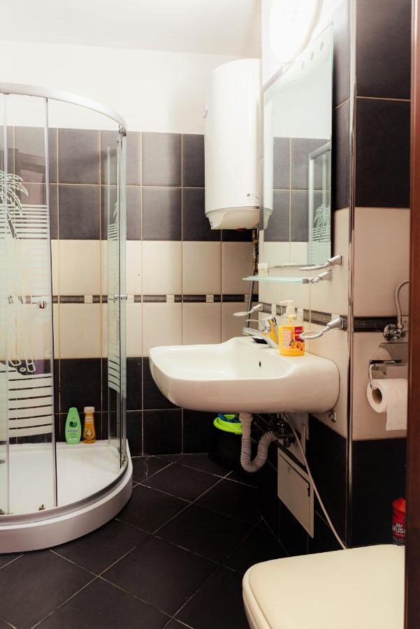 Parliament Marriott Unirii Square 5 Bedrooms Luxury Apartment Old Town Бухарест Екстер'єр фото